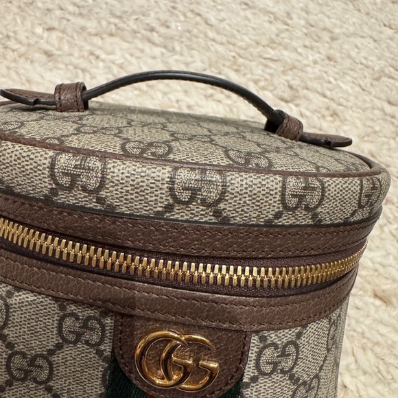 Gucci Women's Ophidia Cosmetic Case Beige GG Supreme w Red Ribbon Detail -Unisex - Picture 3 of 7